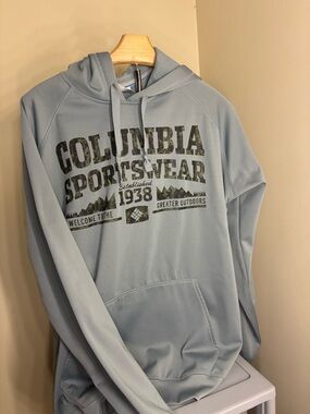 Columbia Light Blue Graphic Pullover Hoodie